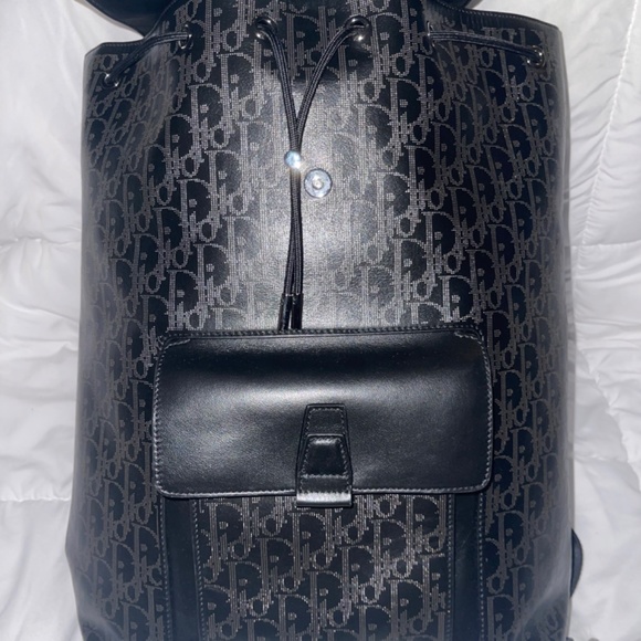 NEW DIOR LEATHER BACKPACK (UNISEX) - Picture 3 of 9